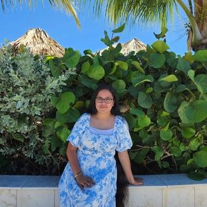 Meet your Posher, Lynette